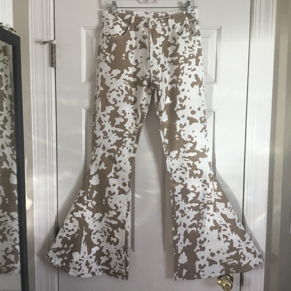 SAINTS & HEARTS brown cow print bell bottom flare jeans M 6 8 - Picture 4 of 5